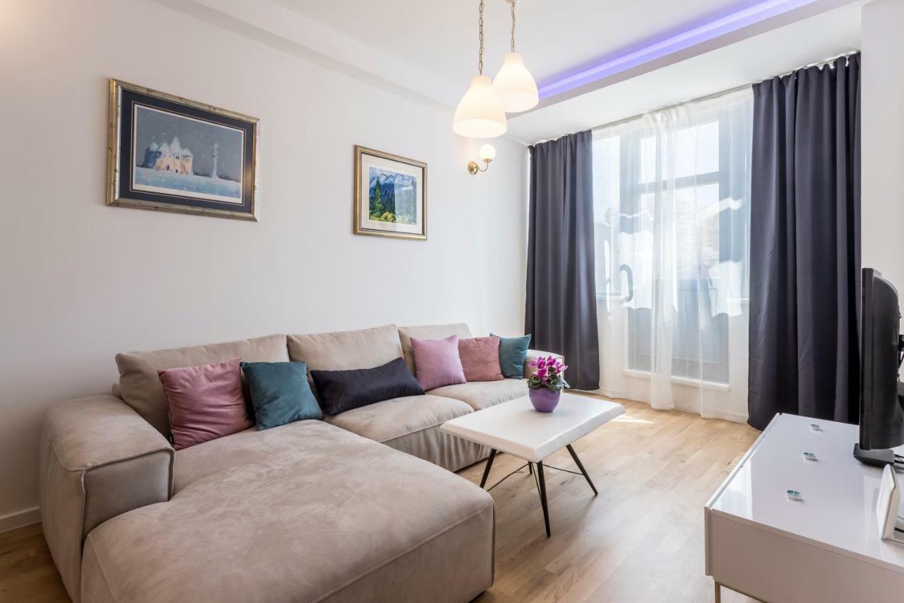 Rino Luxury Split